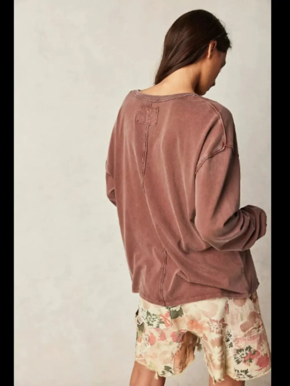 WE THE FREE PEOPLE FADE INTO YOU UMBER EARTH LONG SLEEVE OVERSIZED POCKET TEE XS